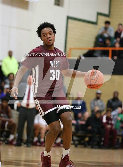 Thumbnail 3 in Belleville West vs. Christian Brothers photogallery.