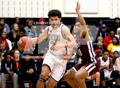 Thumbnail 1 in Belleville West vs. Christian Brothers photogallery.