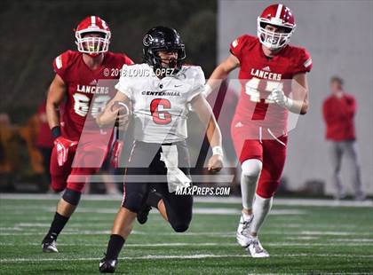 Thumbnail 2 in Orange Lutheran vs. Centennial photogallery.