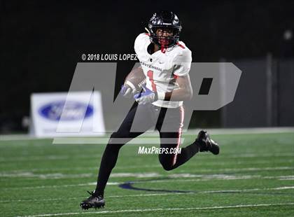 Thumbnail 2 in Orange Lutheran vs. Centennial photogallery.