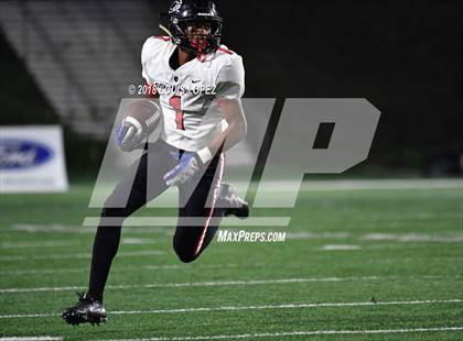 Thumbnail 2 in Orange Lutheran vs. Centennial photogallery.
