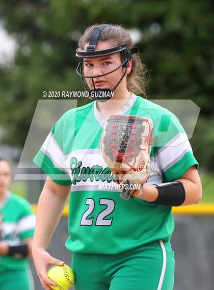 Thumbnail 1 in Riverdale vs Kerman (Buchanan Tournament) photogallery.