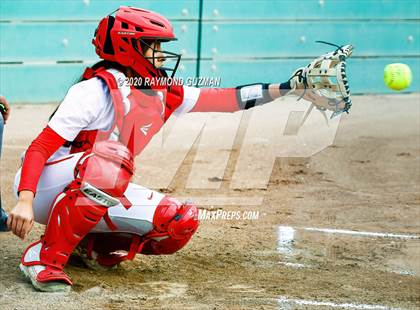 Thumbnail 3 in Riverdale vs Kerman (Buchanan Tournament) photogallery.