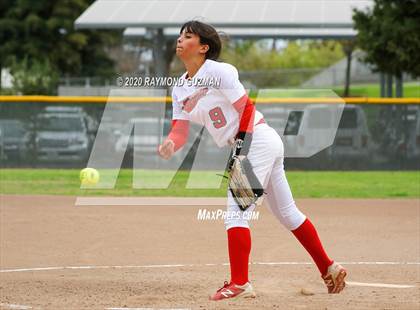 Thumbnail 3 in Riverdale vs Kerman (Buchanan Tournament) photogallery.