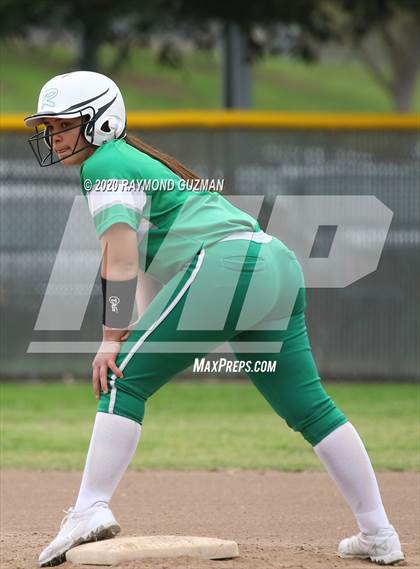 Thumbnail 1 in Riverdale vs Kerman (Buchanan Tournament) photogallery.