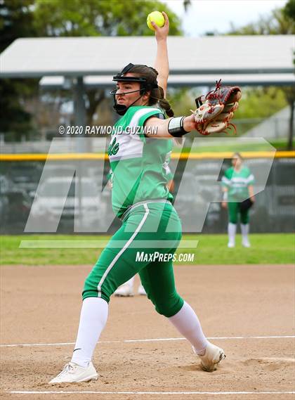 Thumbnail 2 in Riverdale vs Kerman (Buchanan Tournament) photogallery.