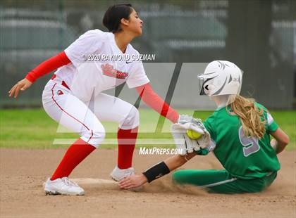 Thumbnail 3 in Riverdale vs Kerman (Buchanan Tournament) photogallery.