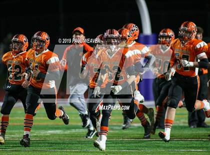 Thumbnail 2 in Jersey Shore vs. Dallas (PIAA 4A Semifinal) photogallery.