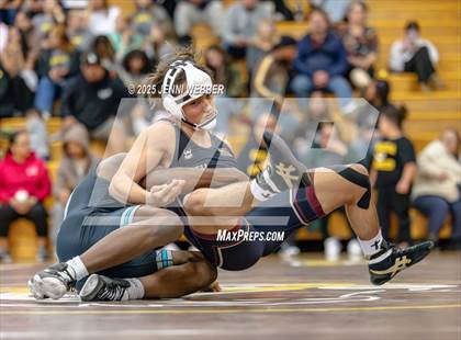 Thumbnail 3 in Faith Lutheran vs. Silverado photogallery.
