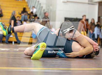 Thumbnail 2 in Faith Lutheran vs. Silverado photogallery.