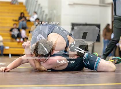 Thumbnail 3 in Faith Lutheran vs. Silverado photogallery.