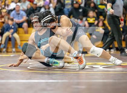 Thumbnail 2 in Faith Lutheran vs. Silverado photogallery.
