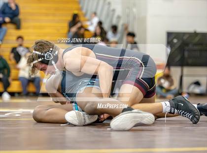 Thumbnail 2 in Faith Lutheran vs. Silverado photogallery.