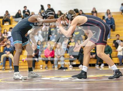 Thumbnail 2 in Faith Lutheran vs. Silverado photogallery.
