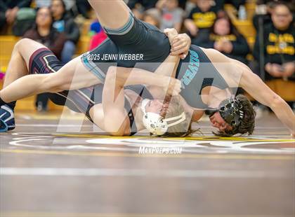 Thumbnail 2 in Faith Lutheran vs. Silverado photogallery.