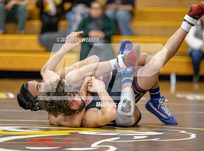 Thumbnail 2 in Faith Lutheran vs. Silverado photogallery.
