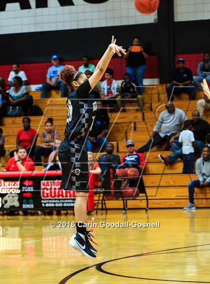 Thumbnail 1 in Havelock vs. West Craven photogallery.