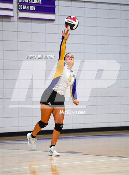 Thumbnail 1 in St. Joseph Catholic vs Allen Academy photogallery.