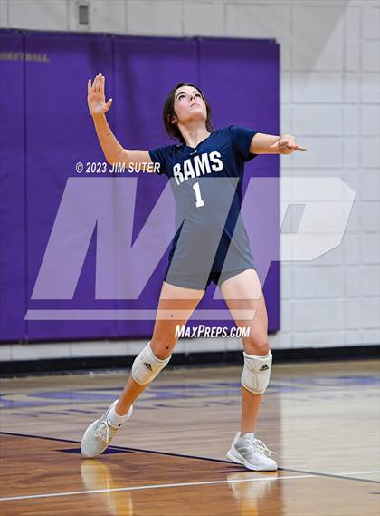 Thumbnail 3 in St. Joseph Catholic vs Allen Academy photogallery.