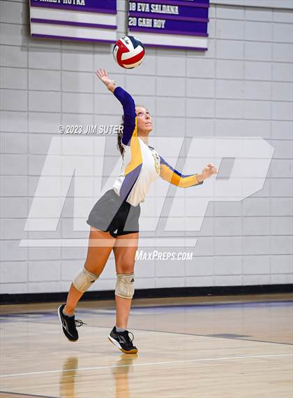 Thumbnail 2 in St. Joseph Catholic vs Allen Academy photogallery.