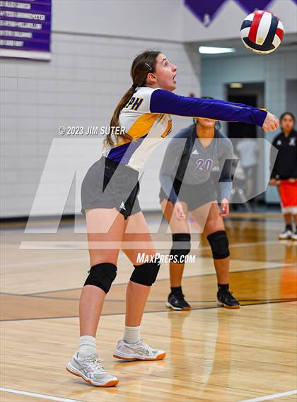 Thumbnail 1 in St. Joseph Catholic vs Allen Academy photogallery.