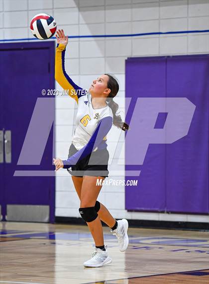 Thumbnail 1 in St. Joseph Catholic vs Allen Academy photogallery.