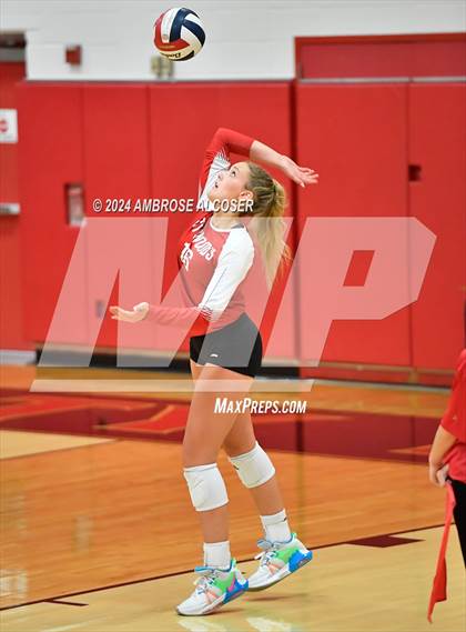Thumbnail 2 in Grand Oaks vs. Cypress Woods (KISD/CFISD Tournament) photogallery.