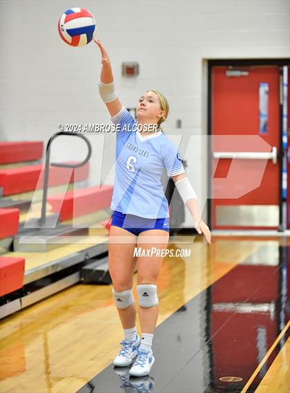 Thumbnail 2 in Grand Oaks vs. Cypress Woods (KISD/CFISD Tournament) photogallery.