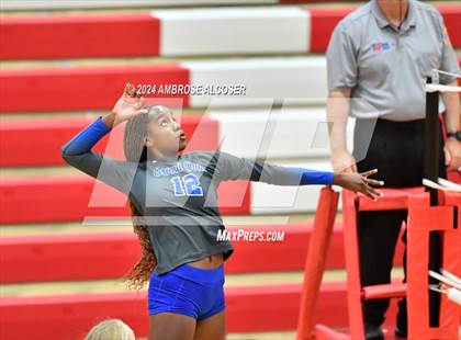 Thumbnail 2 in Grand Oaks vs. Cypress Woods (KISD/CFISD Tournament) photogallery.