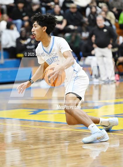 Thumbnail 2 in Knight @ Quartz Hill photogallery.