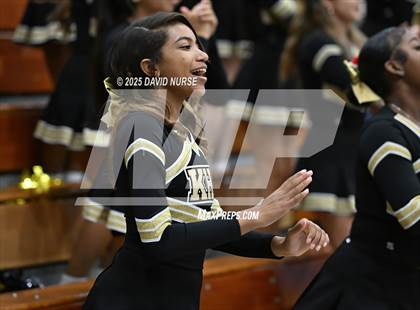 Thumbnail 1 in Knight @ Quartz Hill photogallery.