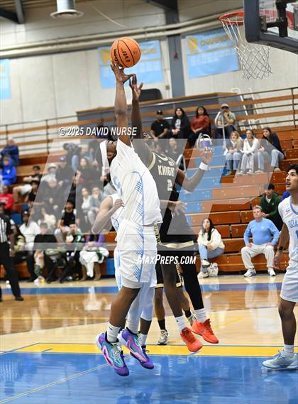 Thumbnail 1 in Knight @ Quartz Hill photogallery.