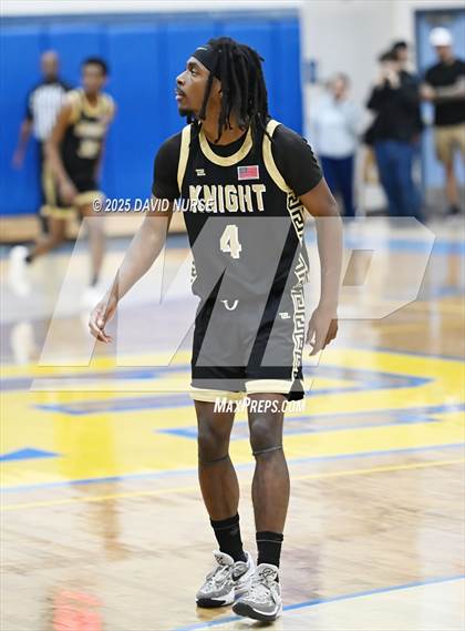 Thumbnail 3 in Knight @ Quartz Hill photogallery.