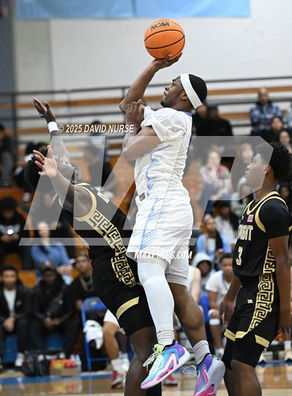 Thumbnail 1 in Knight @ Quartz Hill photogallery.