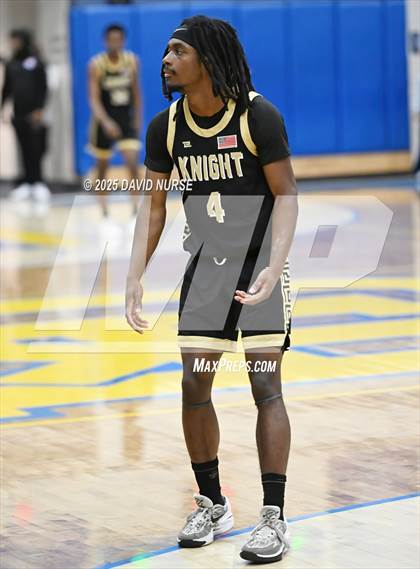 Thumbnail 2 in Knight @ Quartz Hill photogallery.