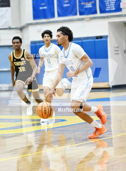 Thumbnail 2 in Knight @ Quartz Hill photogallery.