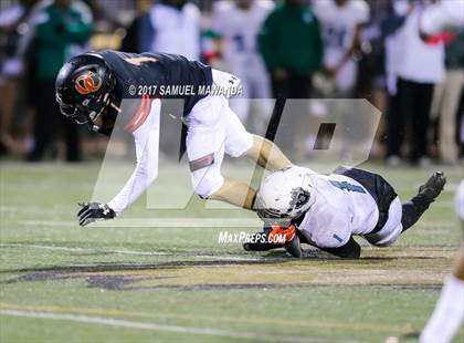 Thumbnail 3 in  Helix @ Oaks Christian (CIF D1 AA Final) photogallery.