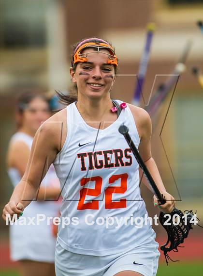 Thumbnail 3 in Lake Shore vs Amherst Central (Section 6 Class C Final) photogallery.