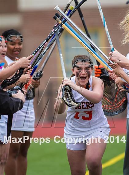 Thumbnail 2 in Lake Shore vs Amherst Central (Section 6 Class C Final) photogallery.