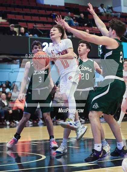 Thumbnail 1 in Tuckahoe vs. Leffell (NYSPHSAA Section 1 Class C Semifinal) photogallery.