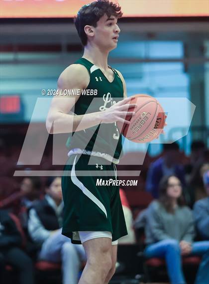 Thumbnail 3 in Tuckahoe vs. Leffell (NYSPHSAA Section 1 Class C Semifinal) photogallery.