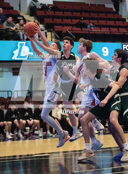 Thumbnail 2 in Tuckahoe vs. Leffell (NYSPHSAA Section 1 Class C Semifinal) photogallery.