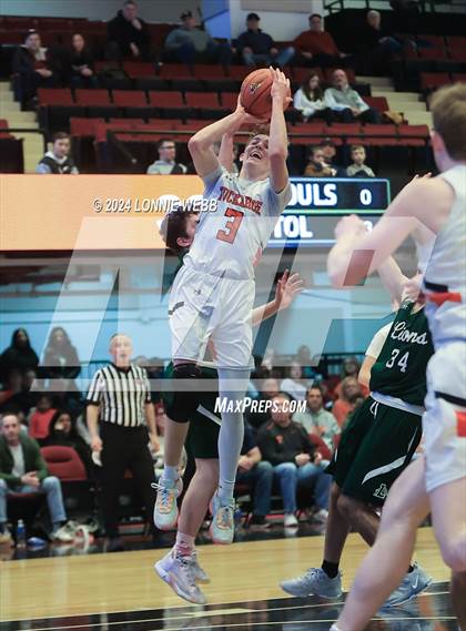 Thumbnail 3 in Tuckahoe vs. Leffell (NYSPHSAA Section 1 Class C Semifinal) photogallery.