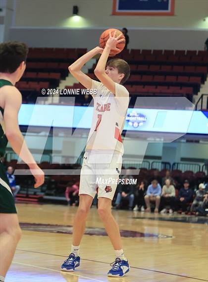 Thumbnail 1 in Tuckahoe vs. Leffell (NYSPHSAA Section 1 Class C Semifinal) photogallery.