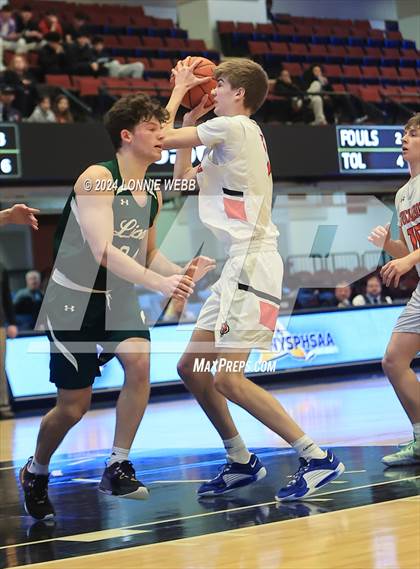 Thumbnail 2 in Tuckahoe vs. Leffell (NYSPHSAA Section 1 Class C Semifinal) photogallery.