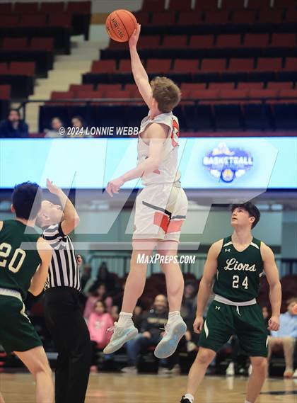 Thumbnail 2 in Tuckahoe vs. Leffell (NYSPHSAA Section 1 Class C Semifinal) photogallery.