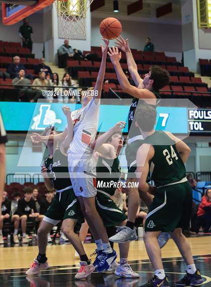 Thumbnail 3 in Tuckahoe vs. Leffell (NYSPHSAA Section 1 Class C Semifinal) photogallery.