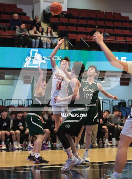 Thumbnail 3 in Tuckahoe vs. Leffell (NYSPHSAA Section 1 Class C Semifinal) photogallery.