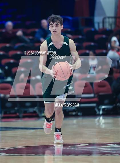 Thumbnail 1 in Tuckahoe vs. Leffell (NYSPHSAA Section 1 Class C Semifinal) photogallery.
