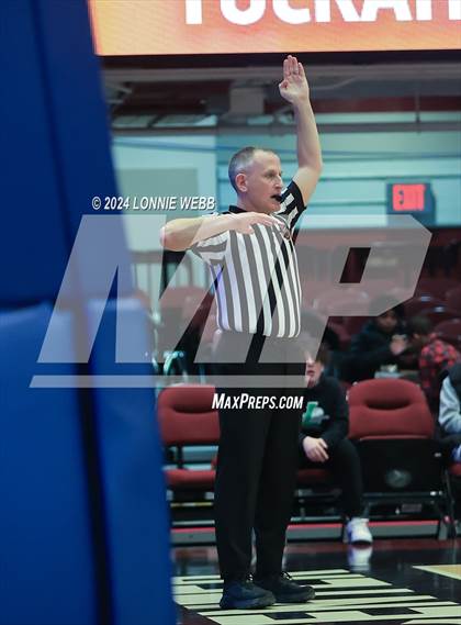 Thumbnail 1 in Tuckahoe vs. Leffell (NYSPHSAA Section 1 Class C Semifinal) photogallery.